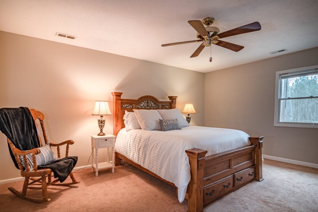 bedroon-ceiling-fan