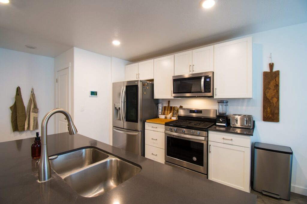 simple-home-kitchen
